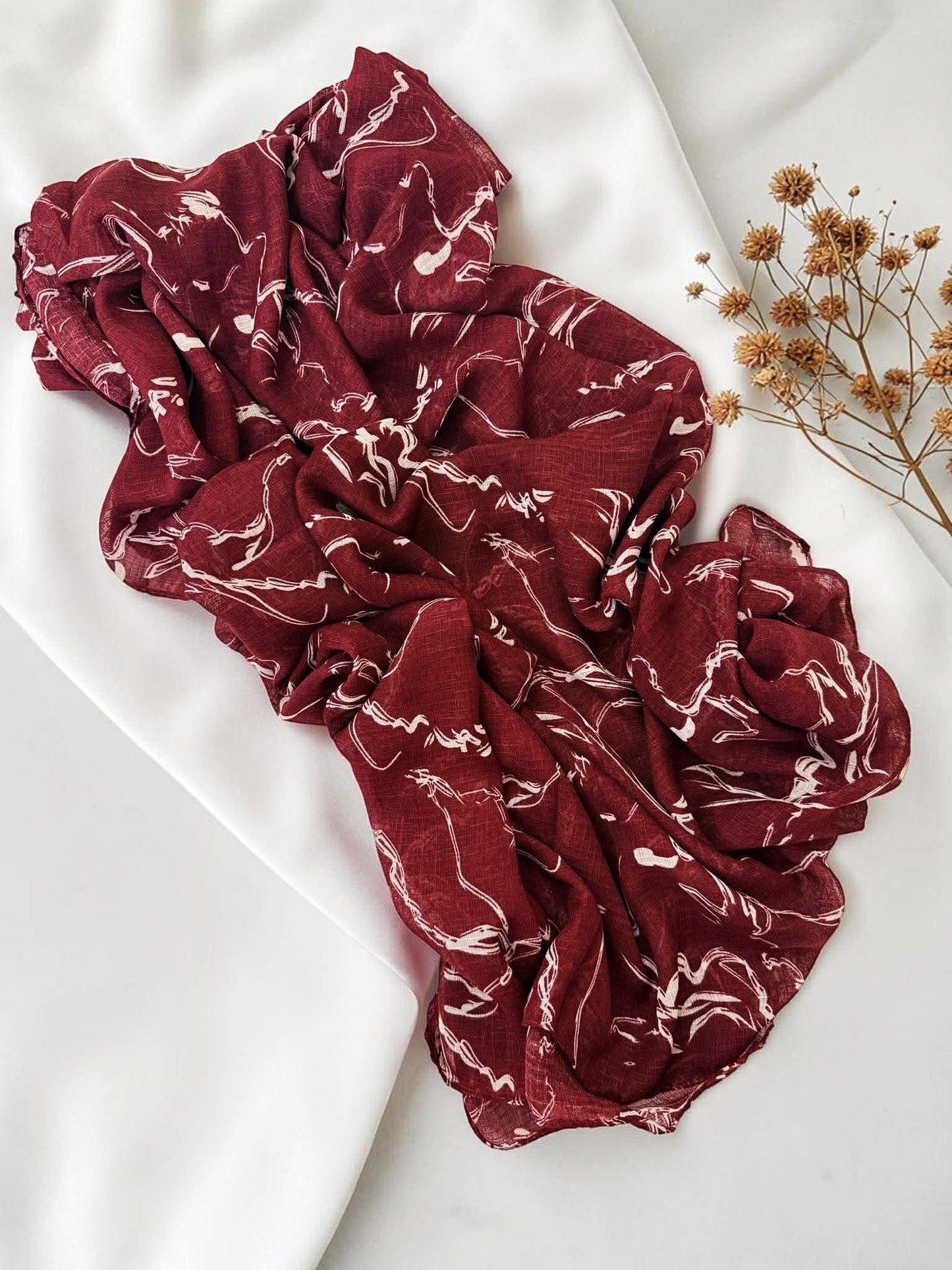 Abstract - Maroon