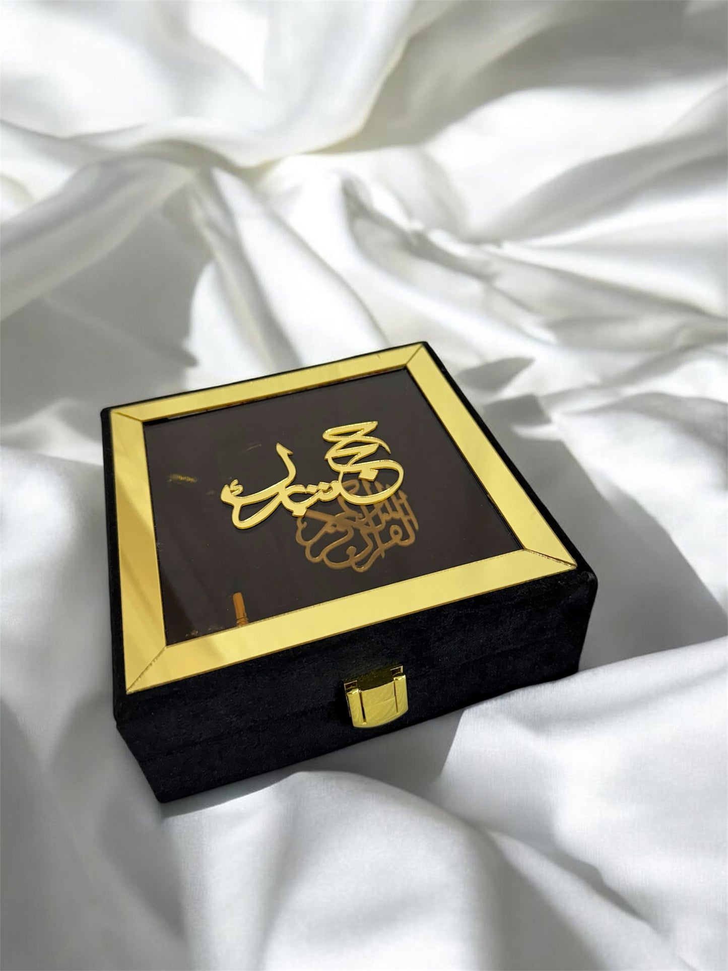 Luxurious Hajj Tabarruk box