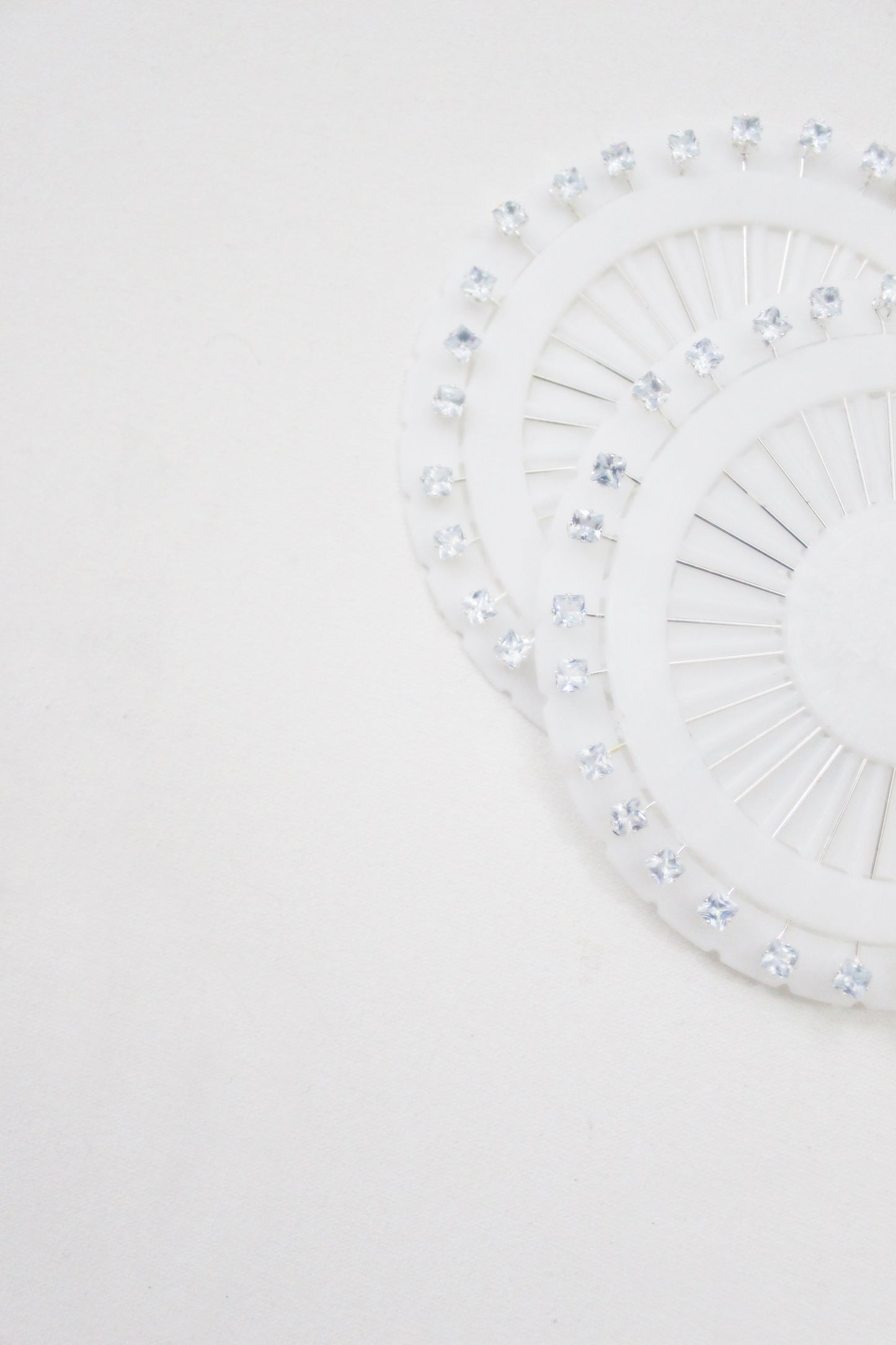 6 LONG PINS (SILVER)