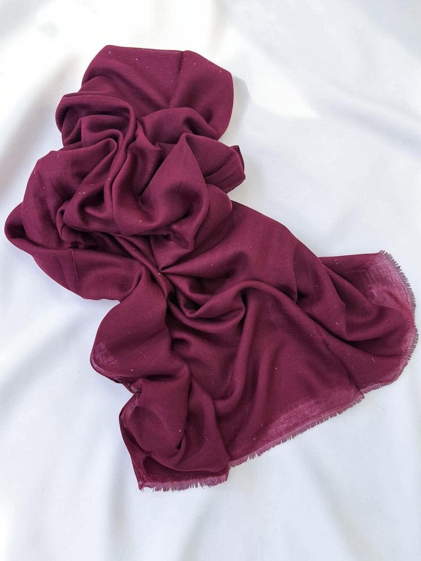 Dotted lawn - Burgundy
