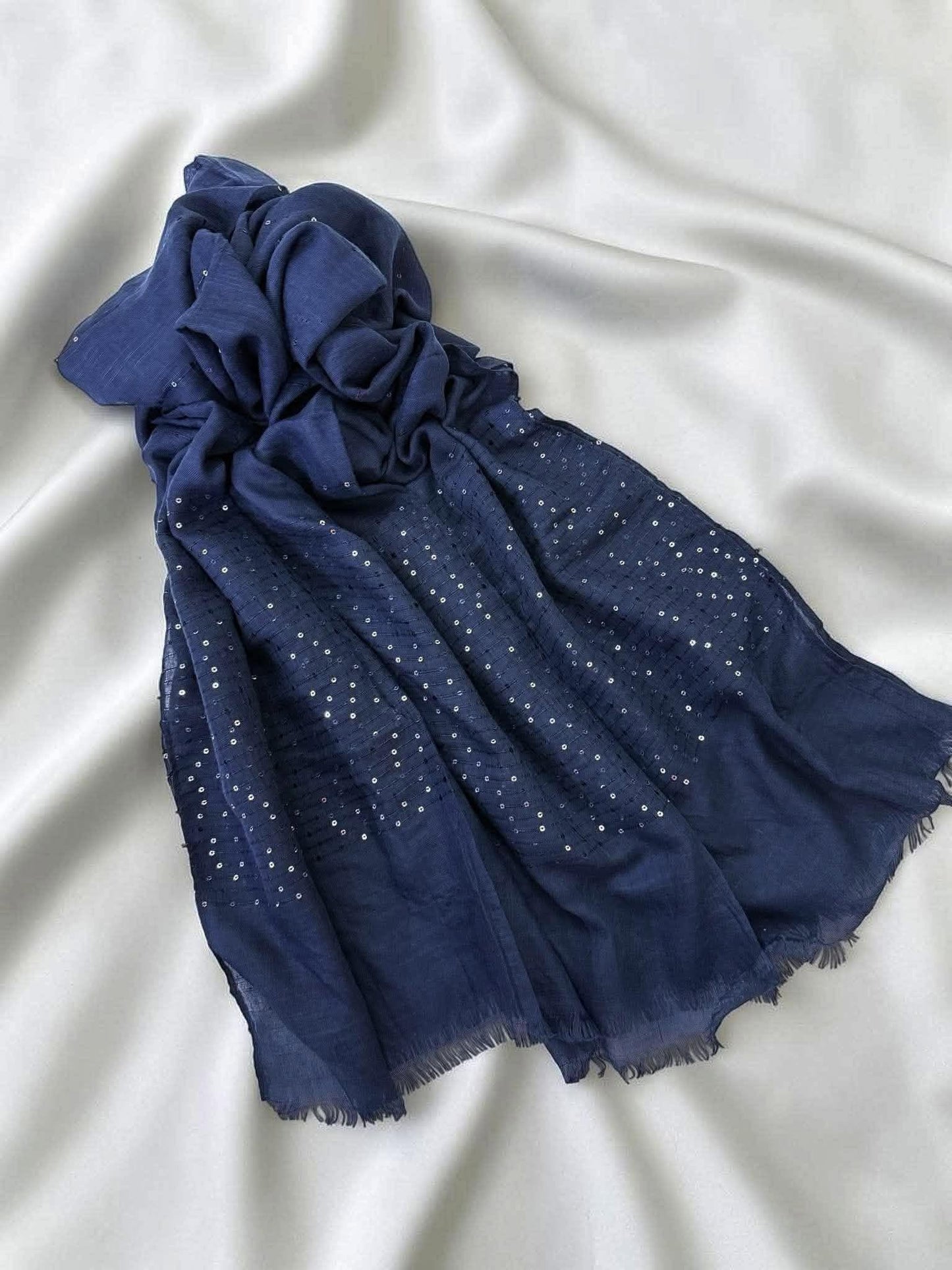 Sequins - Navy blue