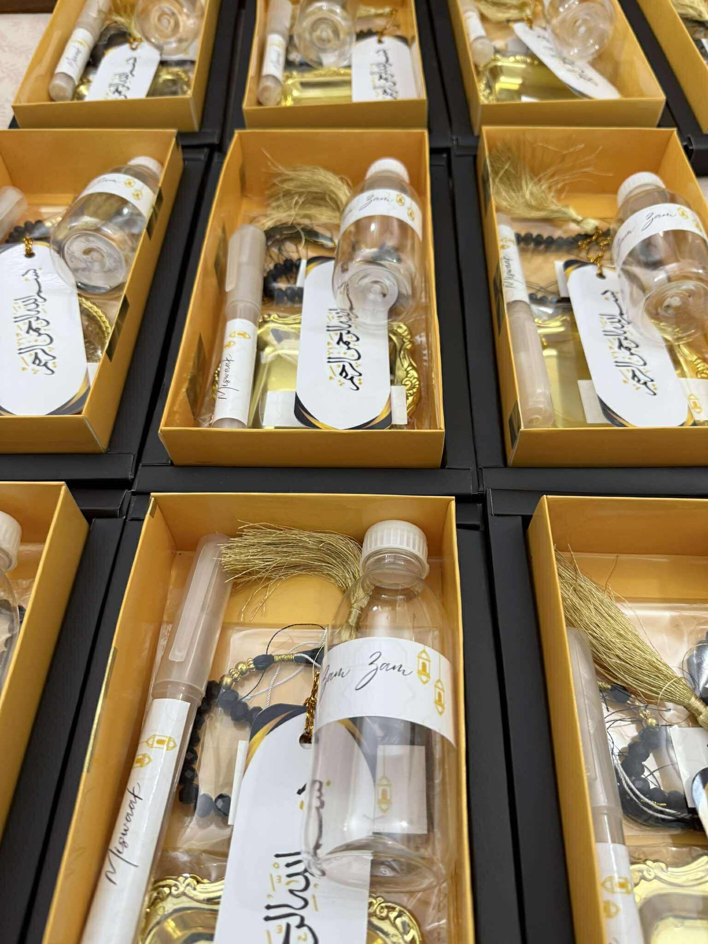 Premium Umrah Tabarruk box