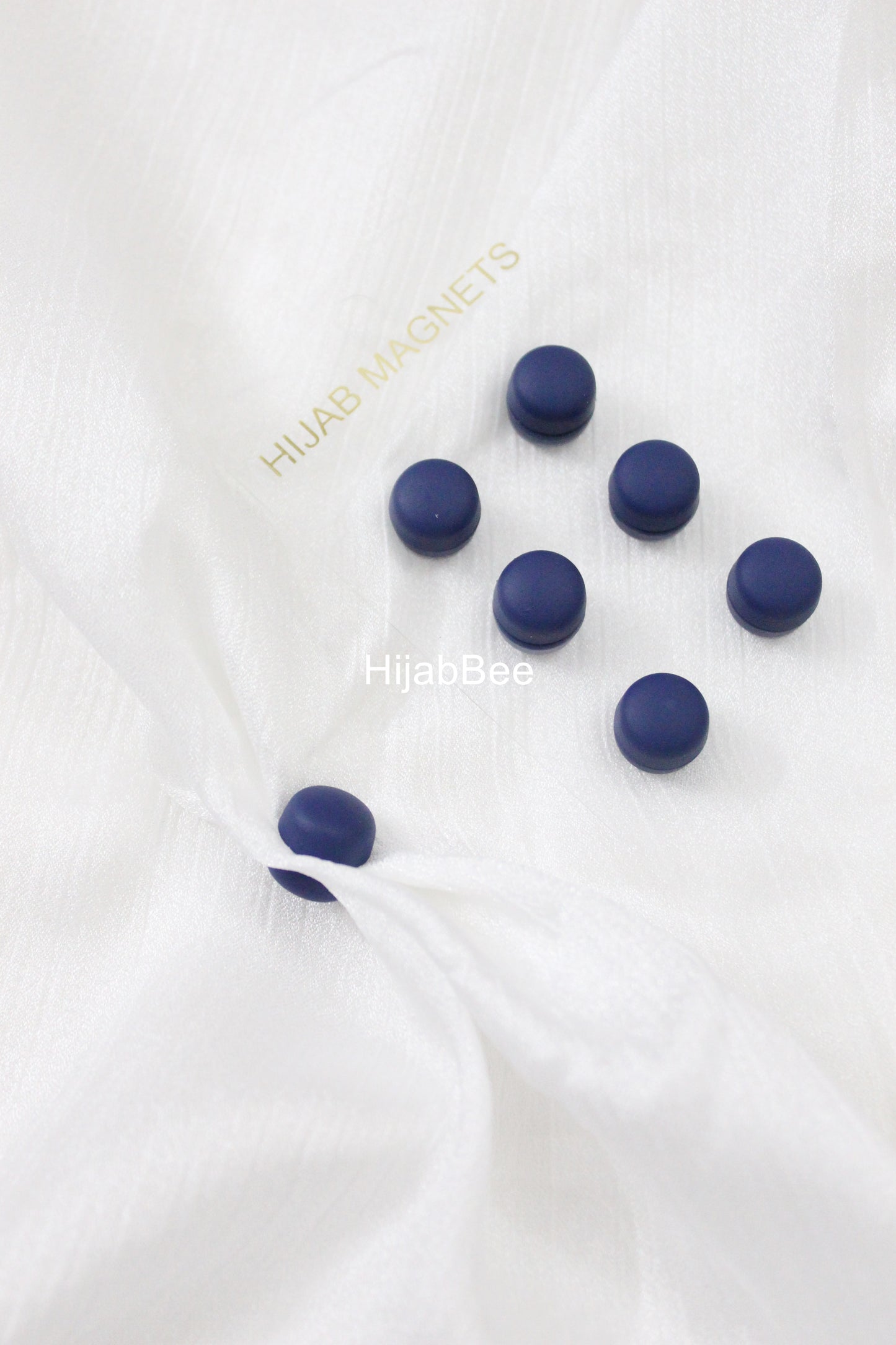 MATTE MAGNET PIN - NAVY BLUE