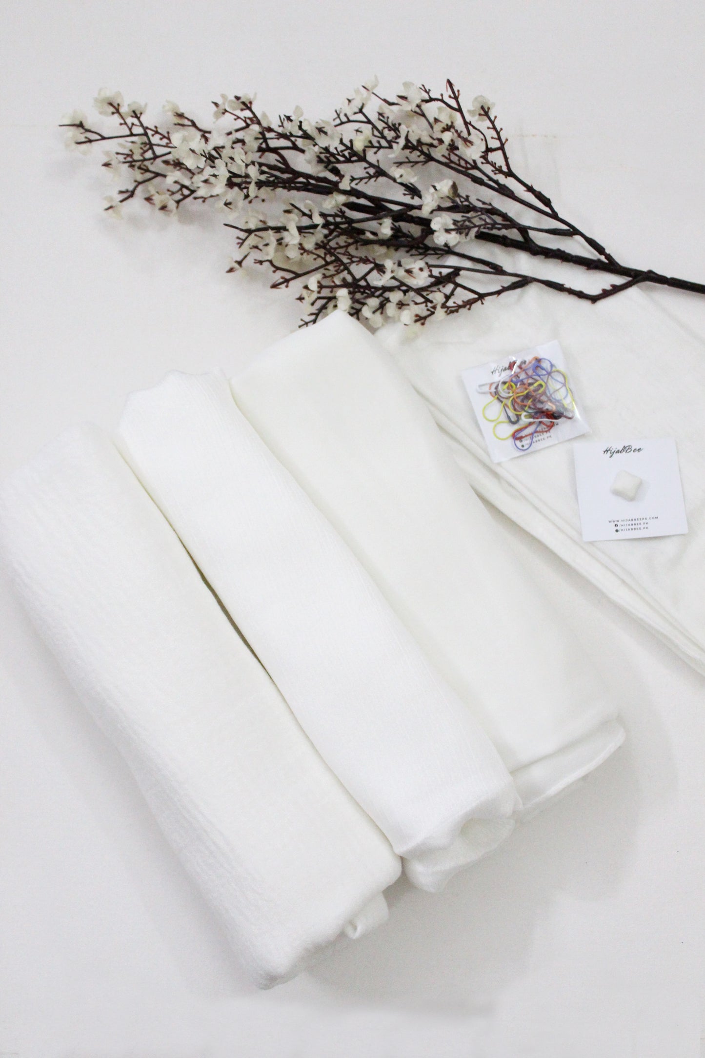 WHITE HIJAB BUNDLE